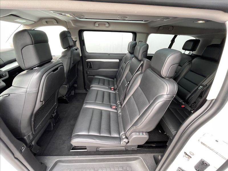 Toyota ProAce Verso 2,0 D-4D L2 Family WEBA 8 Míst - fotka 15 z 24