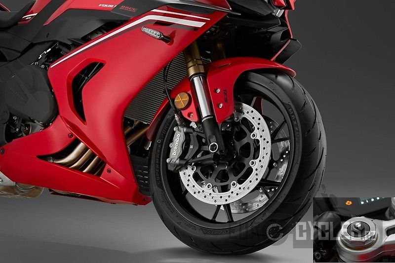 QJ Motor (2026) SRK 800 RR - fotka 20 z 23