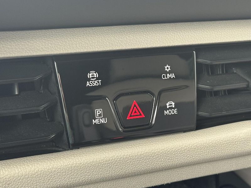 Volkswagen Multivan (2022) T7 2.0TDi Style+, 1.MAJ, DPH   - fotka 39 z 48