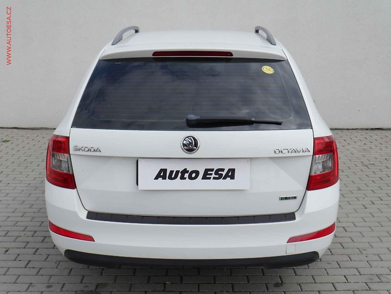 Škoda Octavia (2015) 1.4G-TEC, ČR, Ambition - fotka 5 z 15