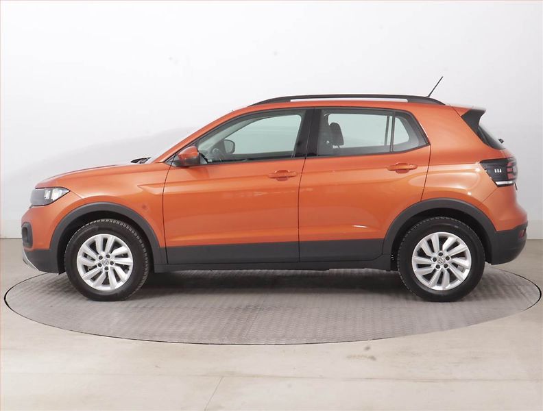 Volkswagen T-Cross (2021) Life 1.0 TSI, Serv.kniha, Navi - fotka 3 z 15