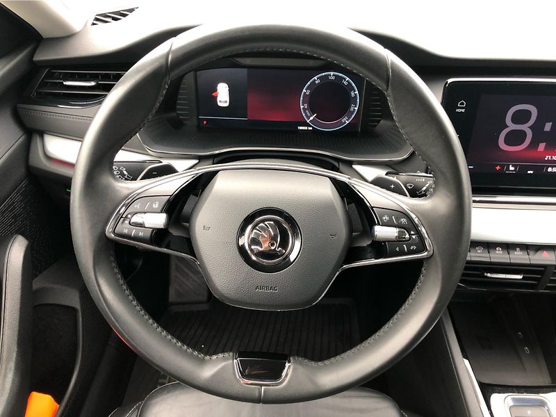 Škoda Octavia Combi 2.0 TDI STYLE  DSG 7° - fotka 18 z 29