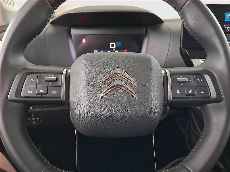 Citroën C4 (2022) 1.2 PureTech, ČR,1.maj - fotka 17 z 19