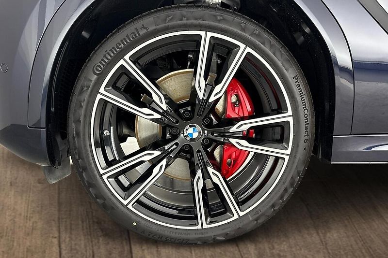 BMW X6 xDrive40d - fotka 14 z 14