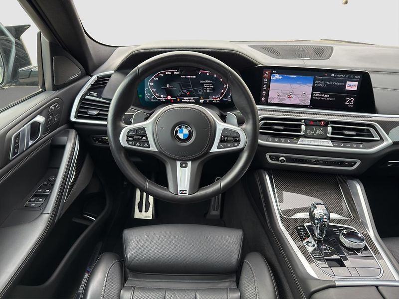 BMW X6 M50i - fotka 10 z 20