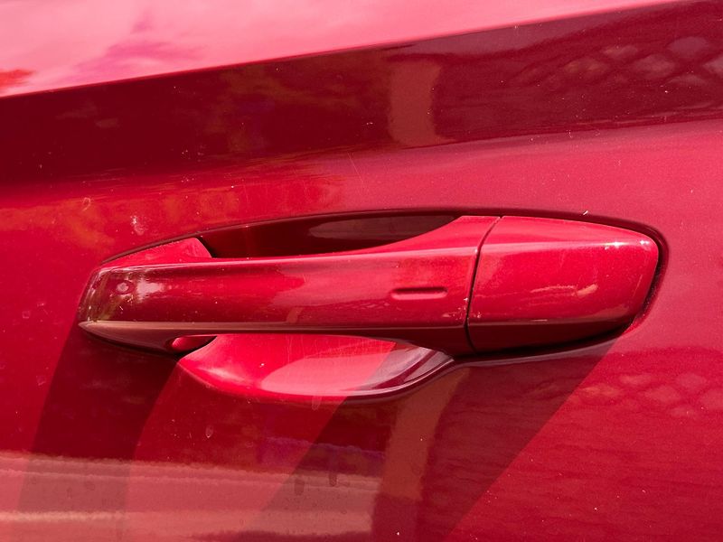 Škoda Superb 2.0TDi F.LED, KAMERA, EL.TAŽNÉ - fotka 26 z 26