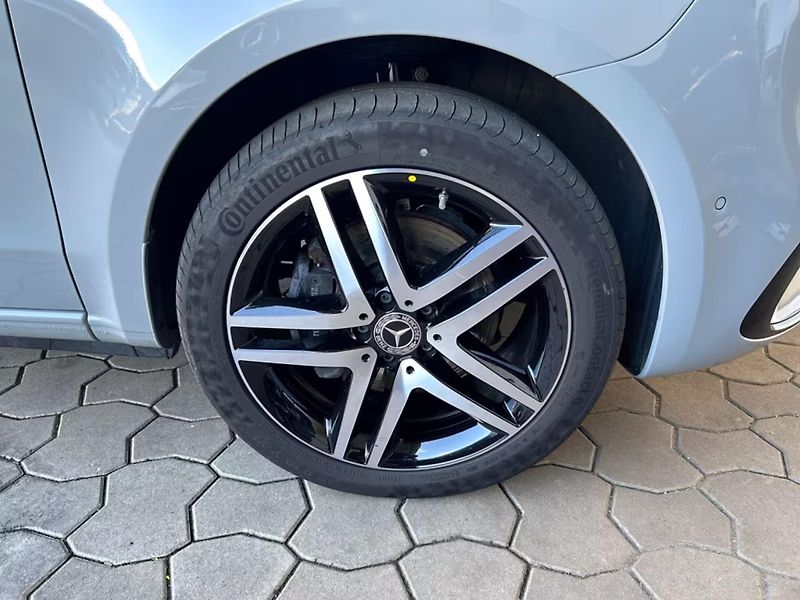 Mercedes-Benz Třídy V Marco Polo 300d 4M AIRMATIC - fotka 4 z 17