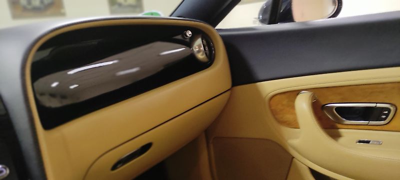 Bentley Continental GT (2005) - fotka 17 z 20