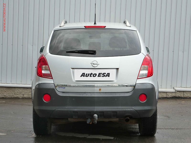 Opel Antara (2011) 2.4 16V - fotka 5 z 20