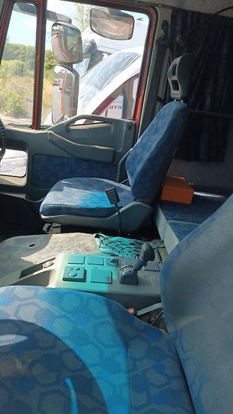 Iveco Eurocargo ML120E25 valník+plachta+čelo - fotka 5 z 17