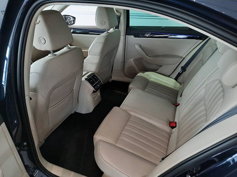 Škoda Superb (2020) Laurin&Klement 2.0 TSI 4x4 (20 - fotka 8 z 30