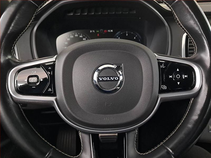 Volvo XC90 (2021) B5 AWD - fotka 20 z 25