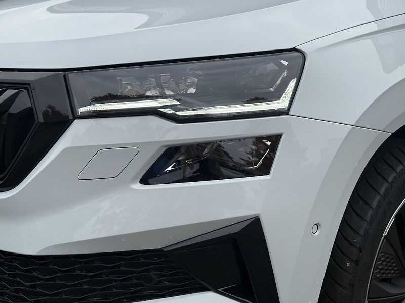 Škoda Karoq (2025) Sportline 7DSG 2,0 TDI - fotka 21 z 23
