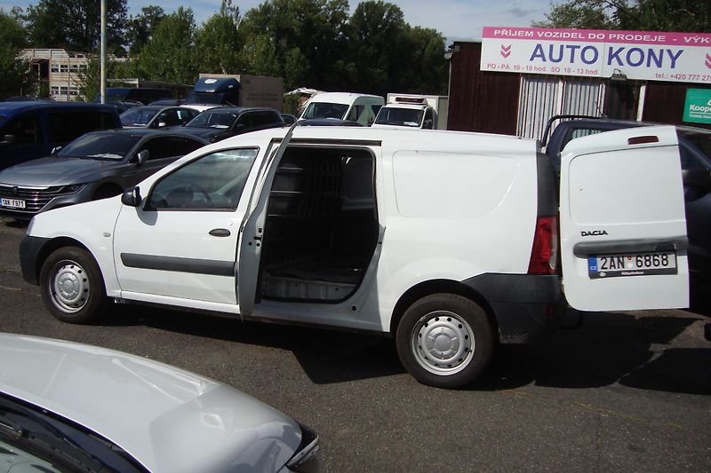 Dacia Logan (2011) 1.5 DCi, Nová STK + ME 8/2028 - fotka 12 z 39
