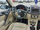 Volkswagen Tiguan (2010) 2.0 TSi R-Line 4x4 - náhled 8