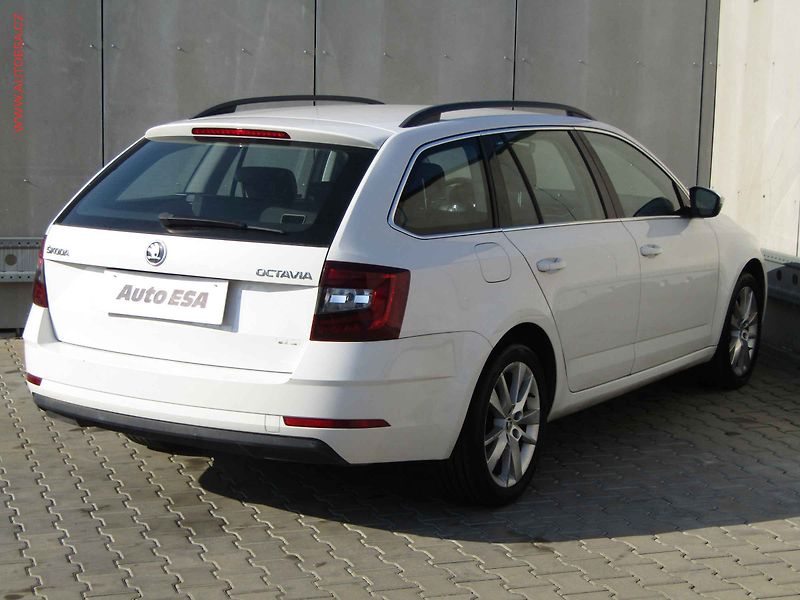 Škoda Octavia (2019) 2.0 TDi, Style, DSG, navi - fotka 4 z 18