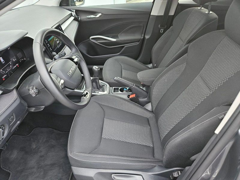 Škoda Fabia (2025) SELECTION TSI 70/1.0 M5F - fotka 15 z 27