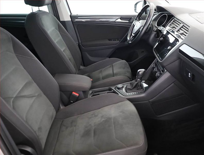 Volkswagen Tiguan (2018) Comfortline 2.0 TDI, 4X4 - fotka 7 z 19