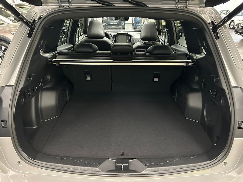 Subaru Forester (2025) 2.0 Touring 2025 4x4 nové | Zá - fotka 21 z 68