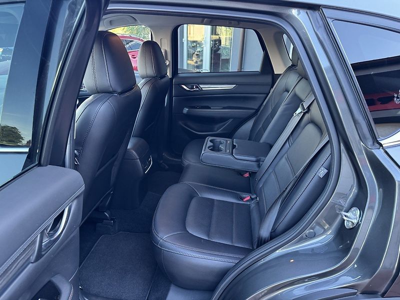 Mazda CX-5 (2018) 2.0 G-165 AWD LED Bose Kamera - fotka 22 z 50
