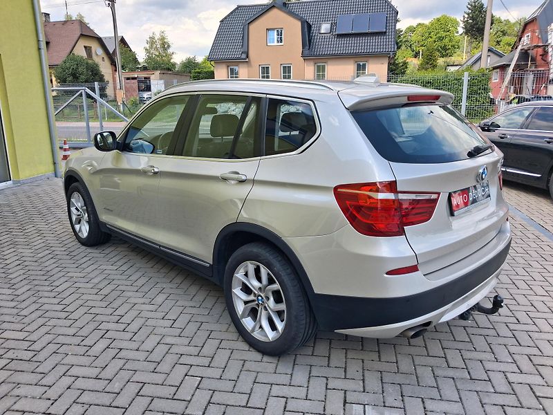 BMW X3 (2012) 2,0D XDRIVE ČR SERVISKA 2xKOLA - fotka 4 z 38