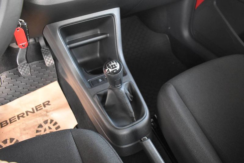 Volkswagen up! (2018) 1.0MPI 44kW Klima, - fotka 18 z 21
