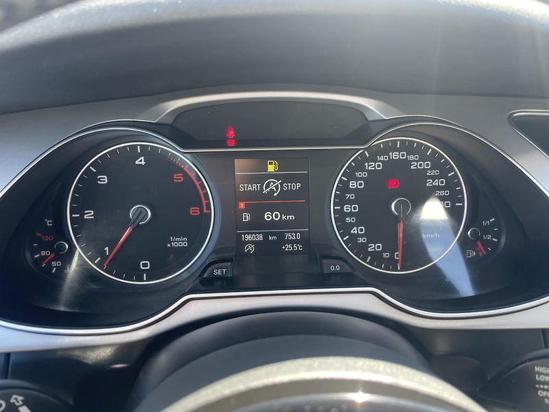 Audi A4 Avant 2.0TDi 120PS S-LINE AVANT TOP! - fotka 166 z 179