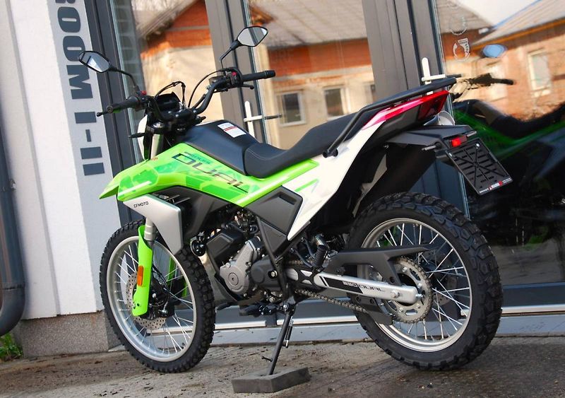 CFMOTO (2026) 250 Dual Sport - GREEN - fotka 6 z 25