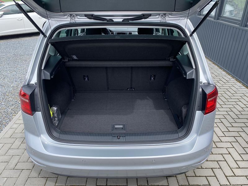 Volkswagen Golf Sportsvan 1.2 TSI ALLSTAR - CLIMATRONIC - fotka 28 z 39