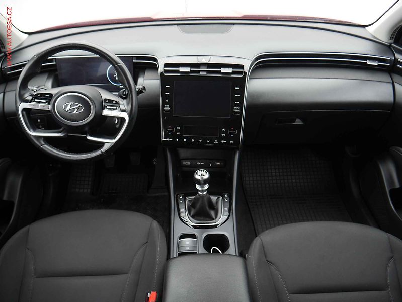Hyundai Tucson (2023) 1.6 T-GDi, 1.maj,ČR, servis - fotka 7 z 17