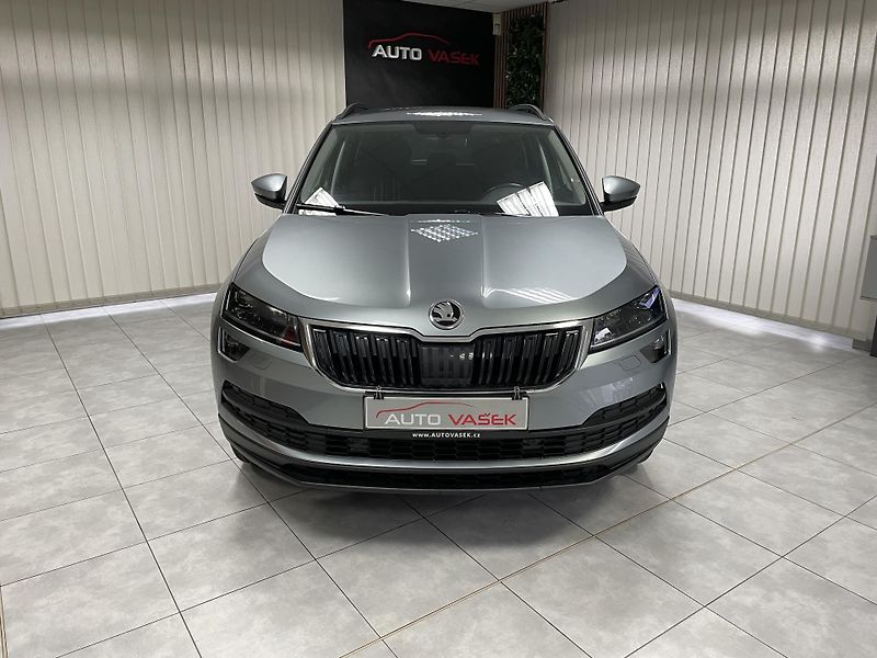 Škoda Karoq 1.5 TSi 125 YEARS ČR 1.MAJ SER - fotka 4 z 31