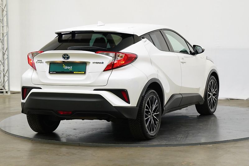 Toyota C-HR - fotka 2 z 27