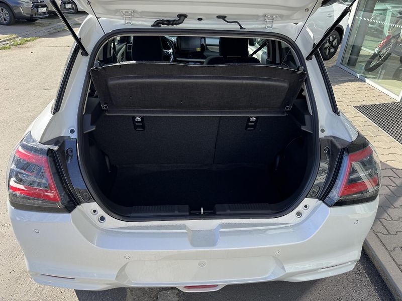 Suzuki Swift (2026) 1,2 Premium Hybrid - fotka 6 z 6