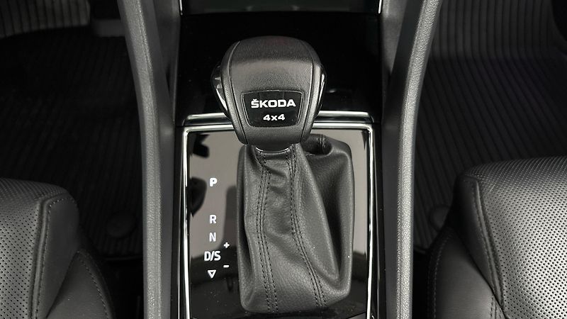 Škoda Kodiaq 2.0 TDI DSG 4x4 L&K - fotka 28 z 32