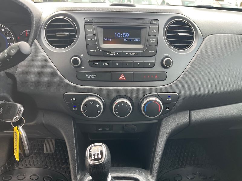 Hyundai i10 (2018) 1.0 i 69tis.km - fotka 10 z 20