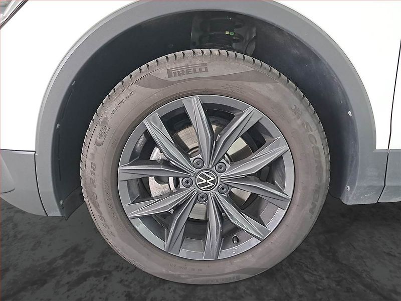 Volkswagen Tiguan Allspace (2022) 1.5 TSI - fotka 14 z 17