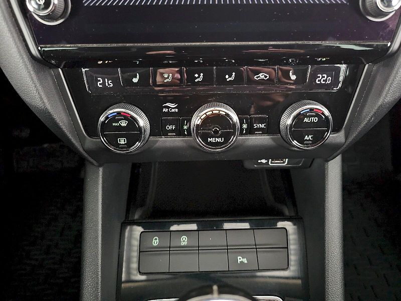 Škoda Octavia (2018) 1.6TDI 85kW  STYLE - fotka 22 z 26