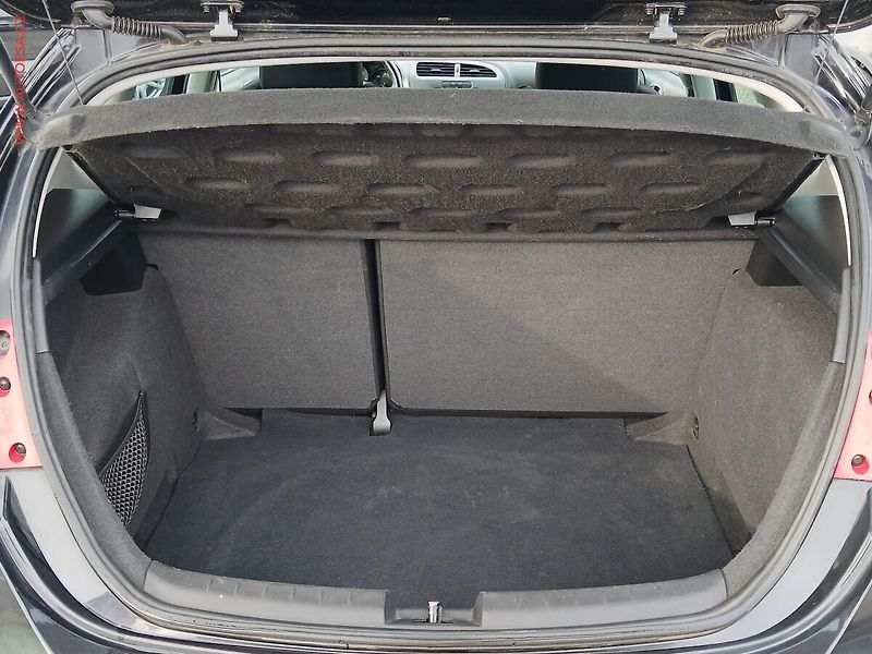 Seat Leon (2008) 1.9 TDi, 1.maj, Reference - fotka 7 z 15