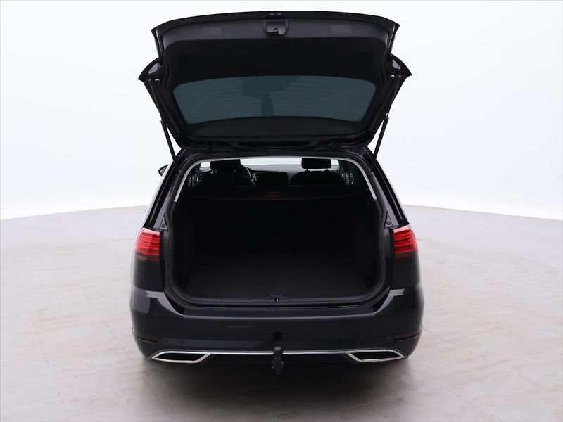 Volkswagen Golf 2.0 TDI 110KW DSG 4Motion - fotka 9 z 30