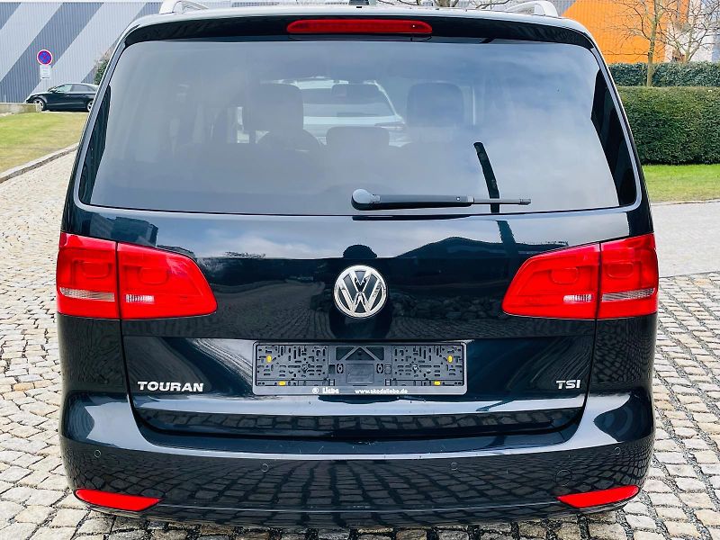 Volkswagen Touran 1.4TSI VÝHŘEV SERVISKA TAŽNÉ - fotka 16 z 46