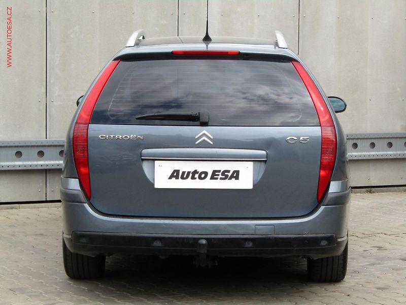 Citroën C5 (2006) 1.6 HDi, ČR, AC, TZ, park - fotka 5 z 20