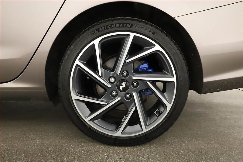 Hyundai i30 (2021) 1.5 T-GDI MHEV, Automat - fotka 12 z 14