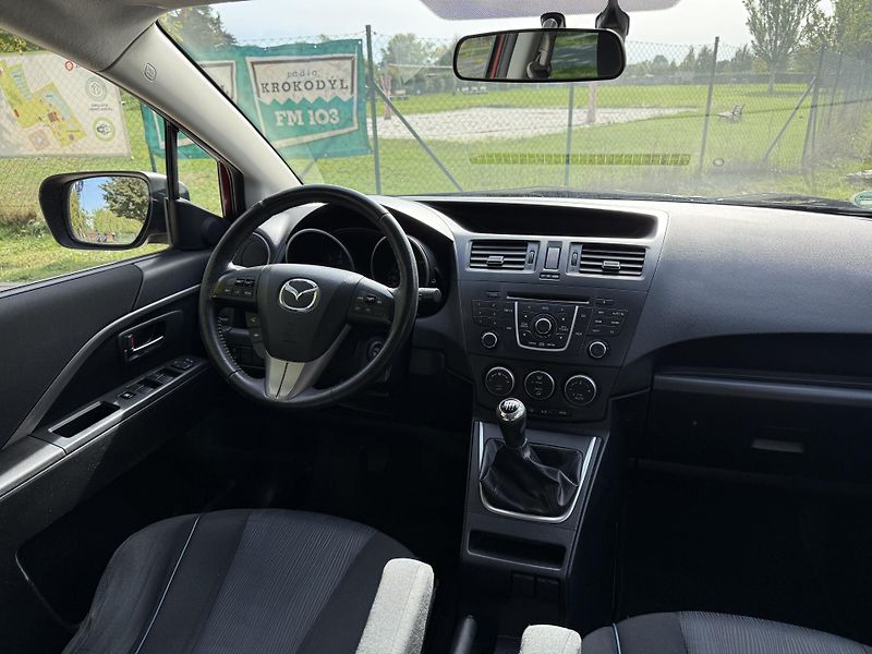 Mazda 5 2.0 Center-Line - fotka 24 z 31