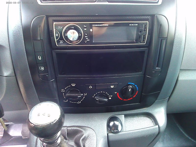 Citroën Jumpy 2.0 HDi L2H1 - fotka 13 z 20
