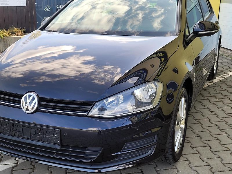 Volkswagen Golf 1,2 TSi SERV.KN*CEBIA,EA211 - fotka 3 z 39