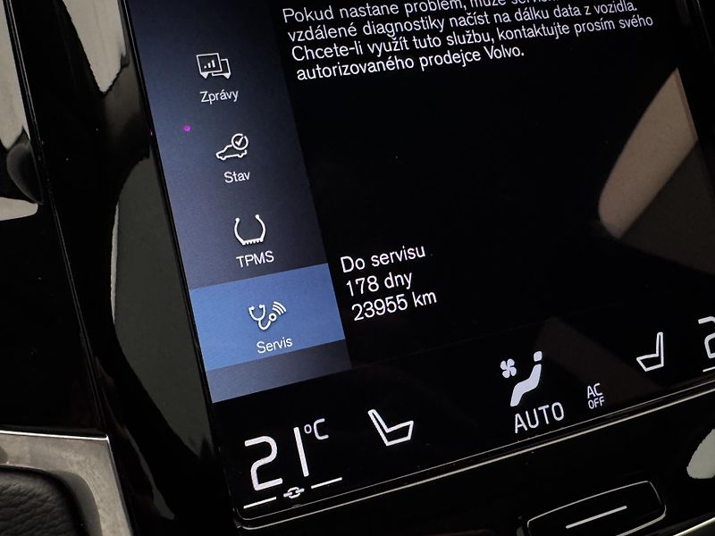 Volvo XC90 B5 AWD INSCRIPTION AUT CZ - fotka 53 z 55