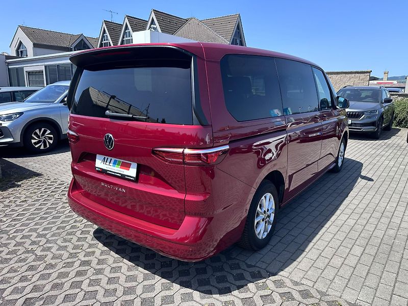 Volkswagen Multivan Life 2,0 TDI - fotka 2 z 16