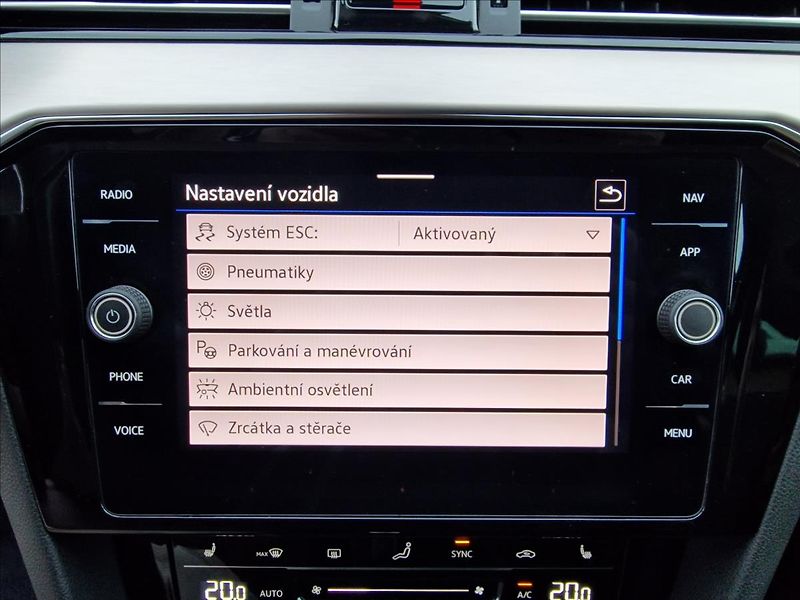 Volkswagen Passat 2.0 TDI 147kW 4MOT DSG Eleganc - fotka 30 z 50