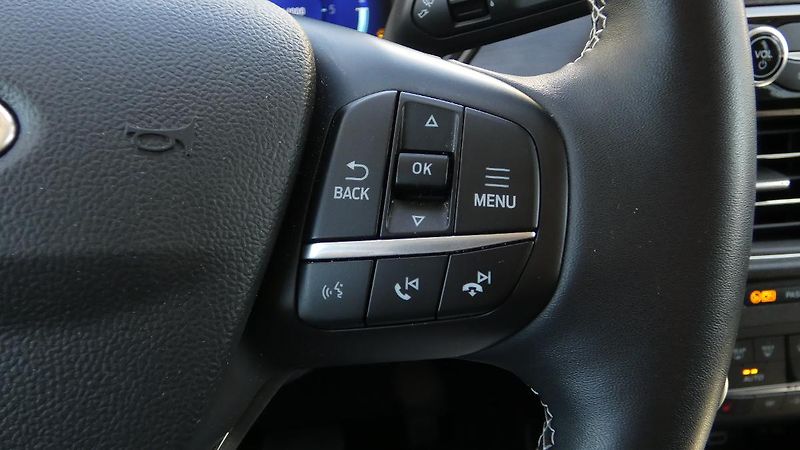 Ford Kuga 2.0 EcoBlue AWD Vignale X 8st. - fotka 12 z 25