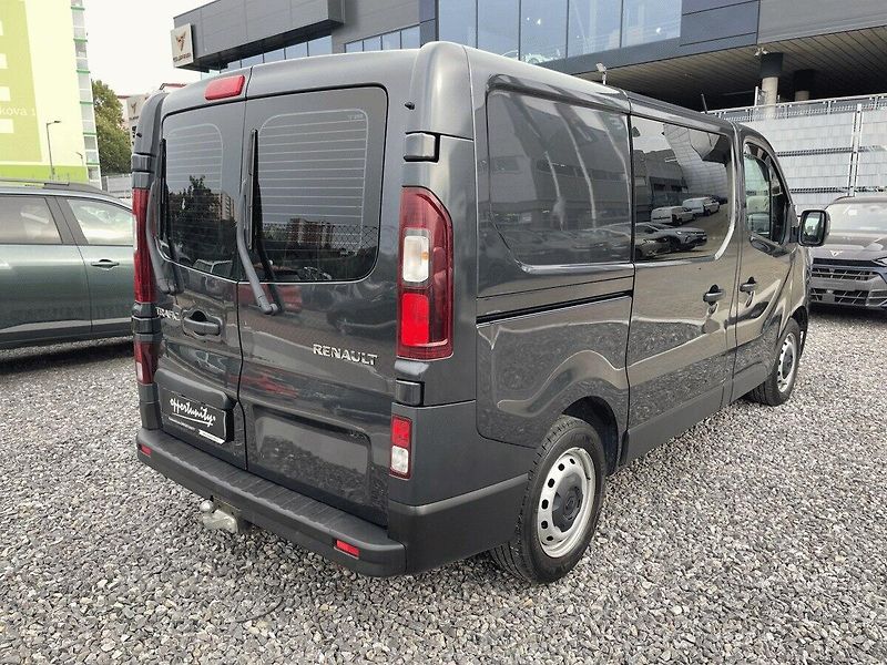 Renault Trafic (2021) 2.0 dCi,DPH,6 Míst - fotka 5 z 40